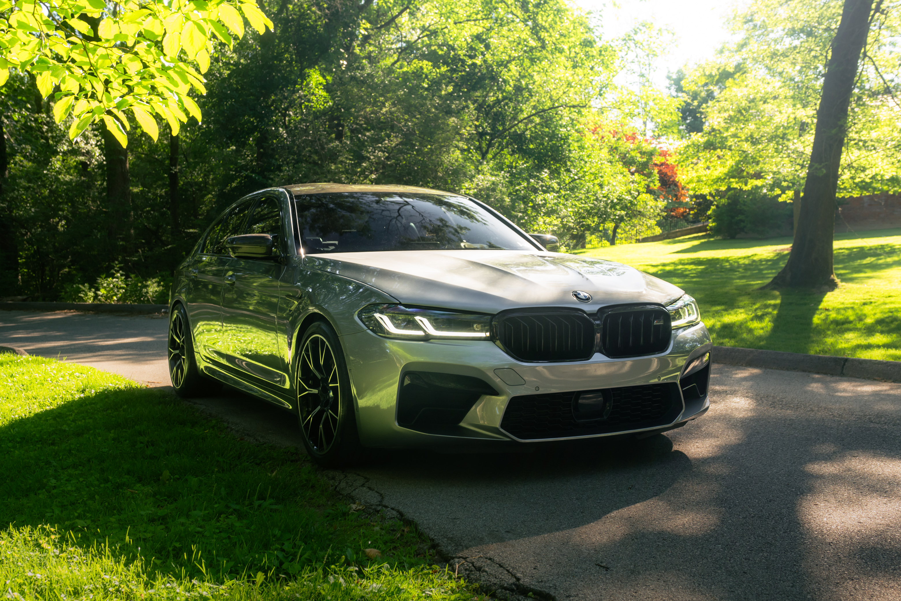 2021 BMW M5 -'s photo