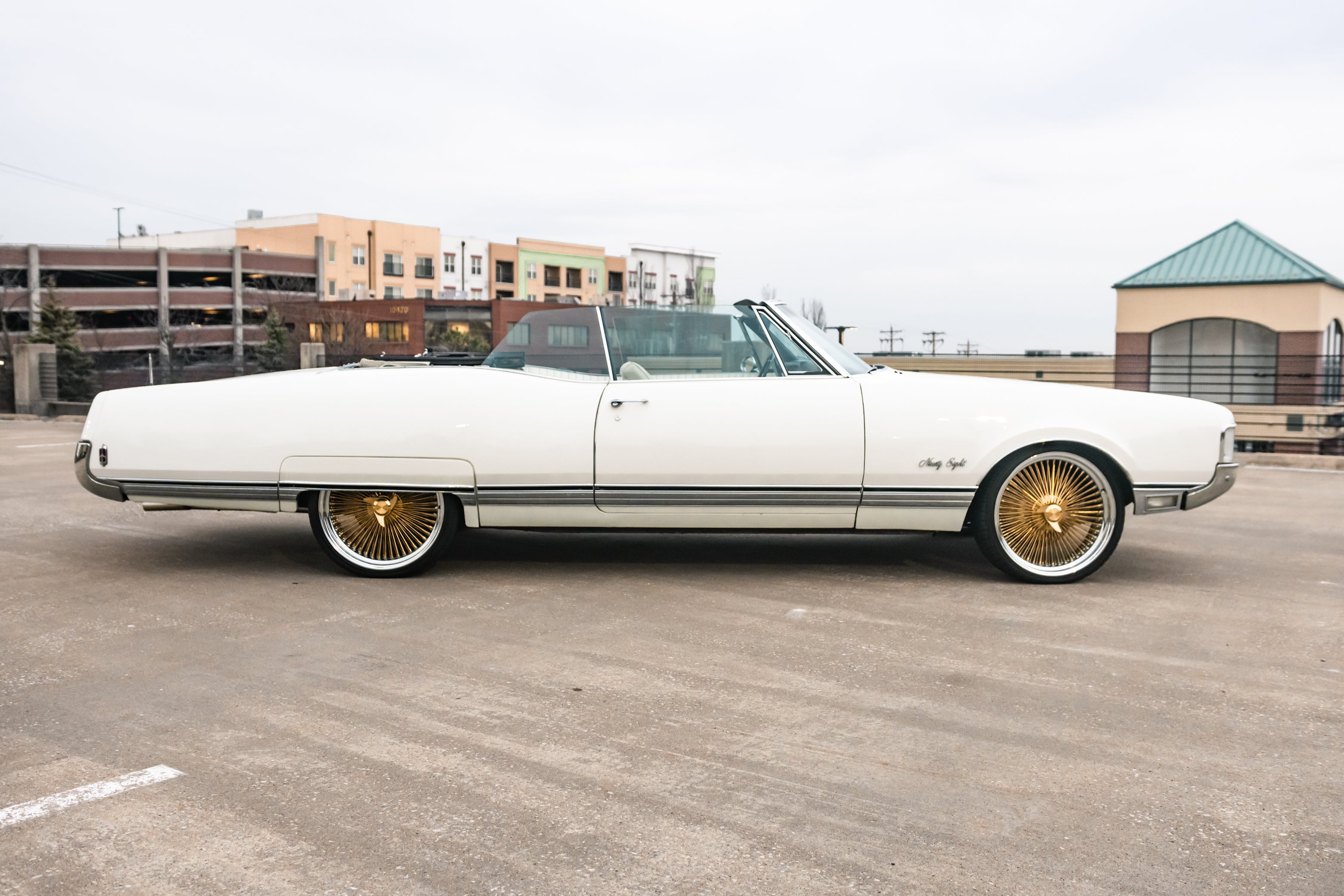 1968 Oldsmobile Ninety Eight - Photo 10