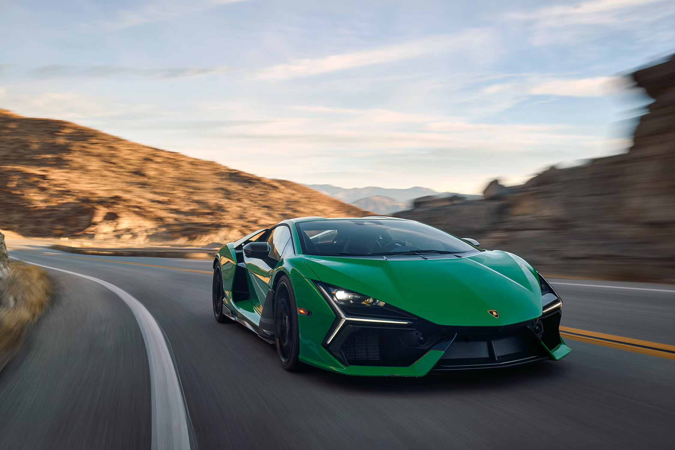 2024 Lamborghini Revuelto thumbnail 6