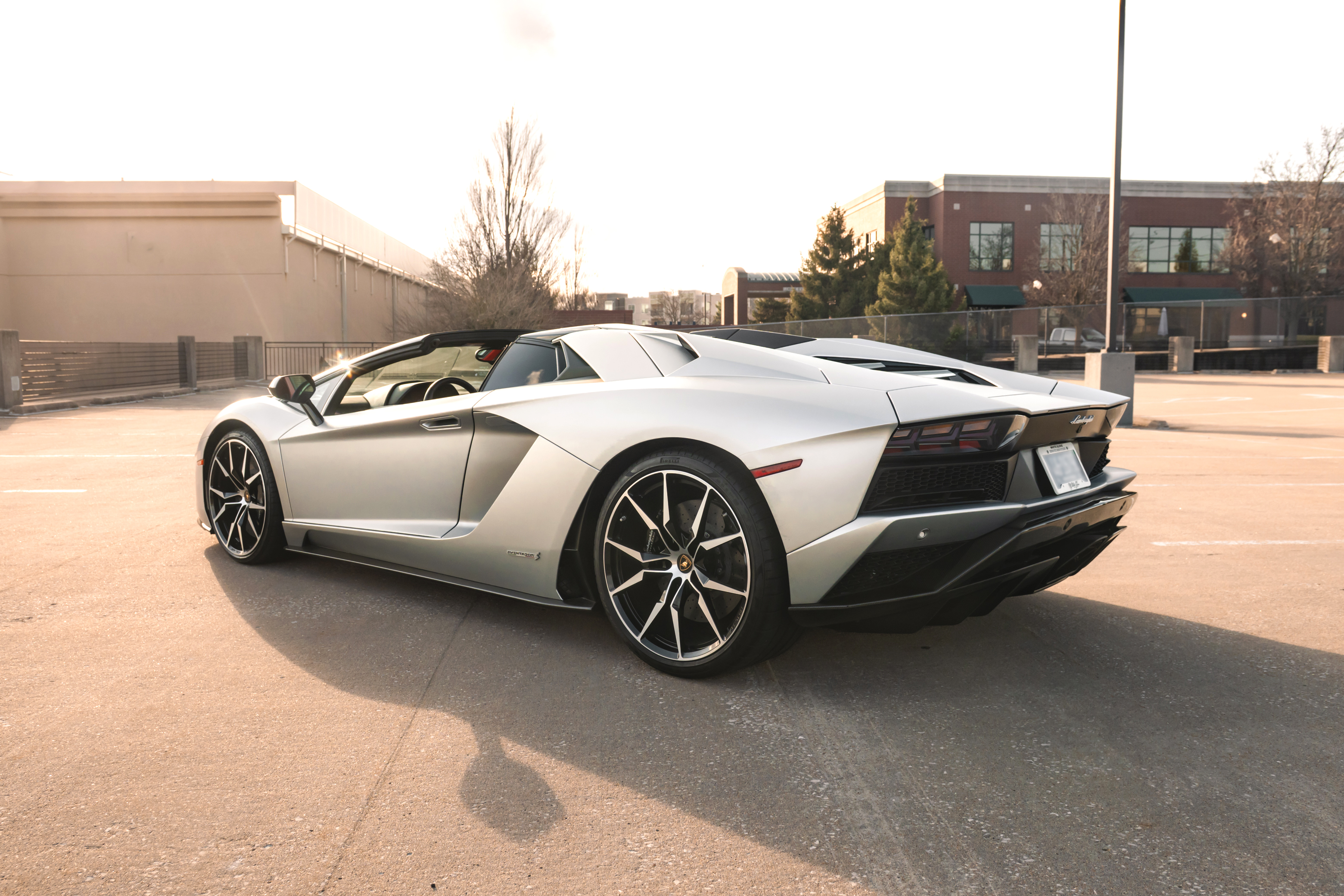 2018 Lamborghini Aventador - Photo 5