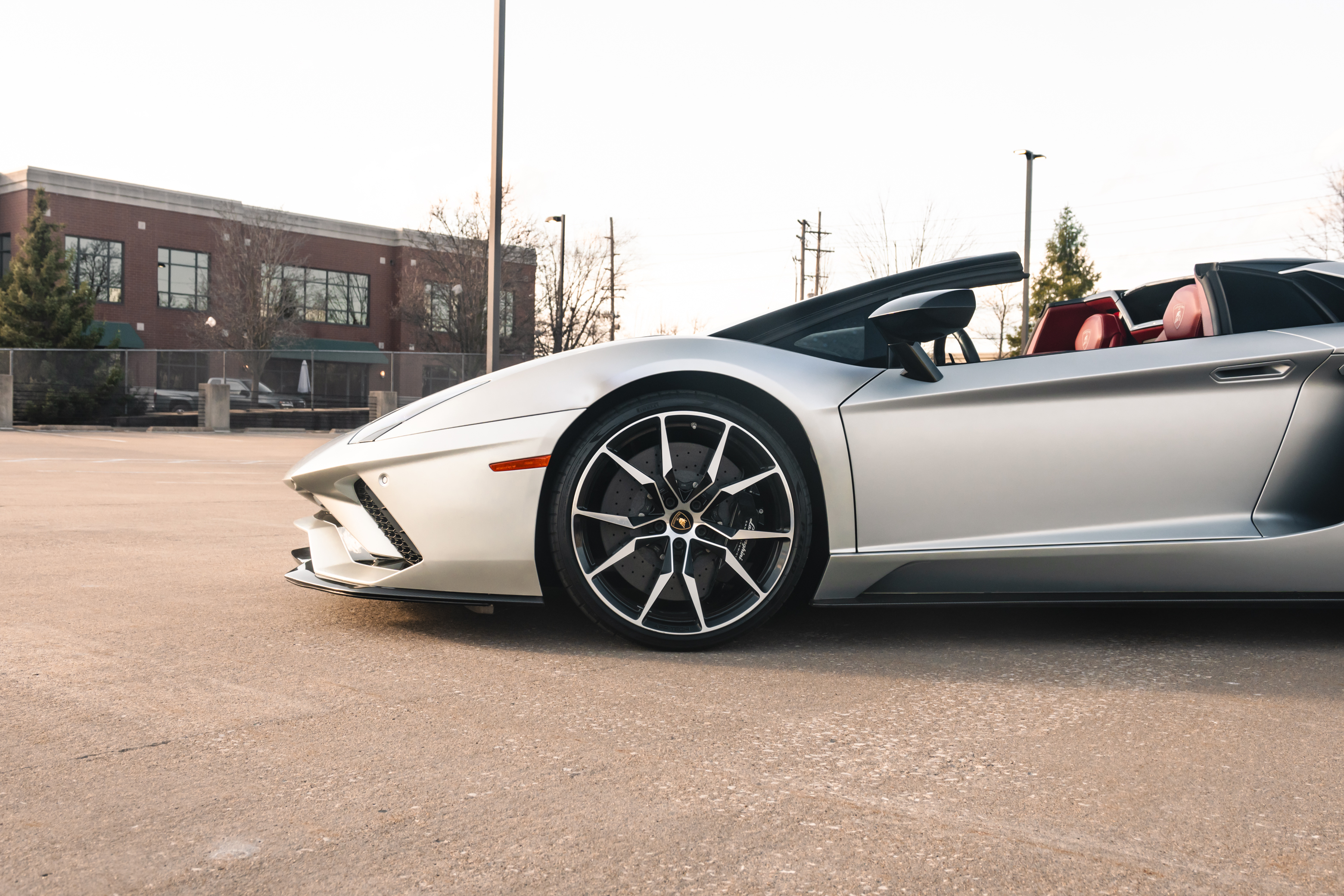 2018 Lamborghini Aventador - Photo 6