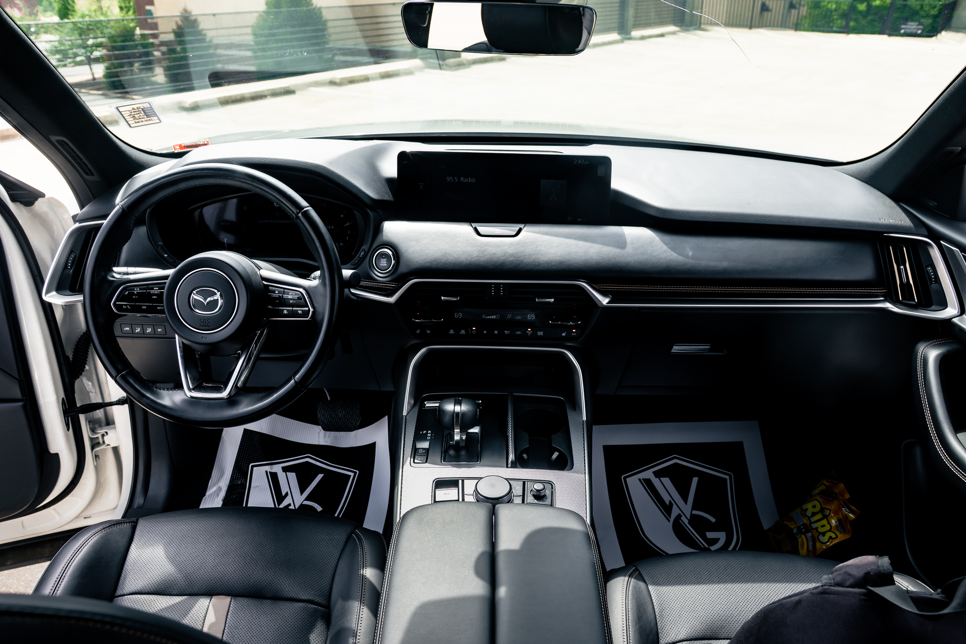 2023 Mazda  CX-90 - Photo 33