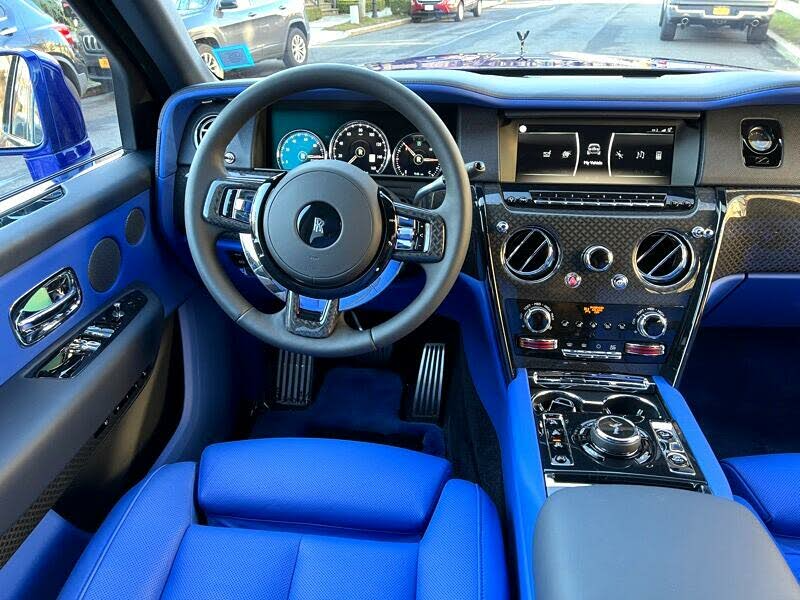 2023 Rolls-Royce Cullinan thumbnail 9