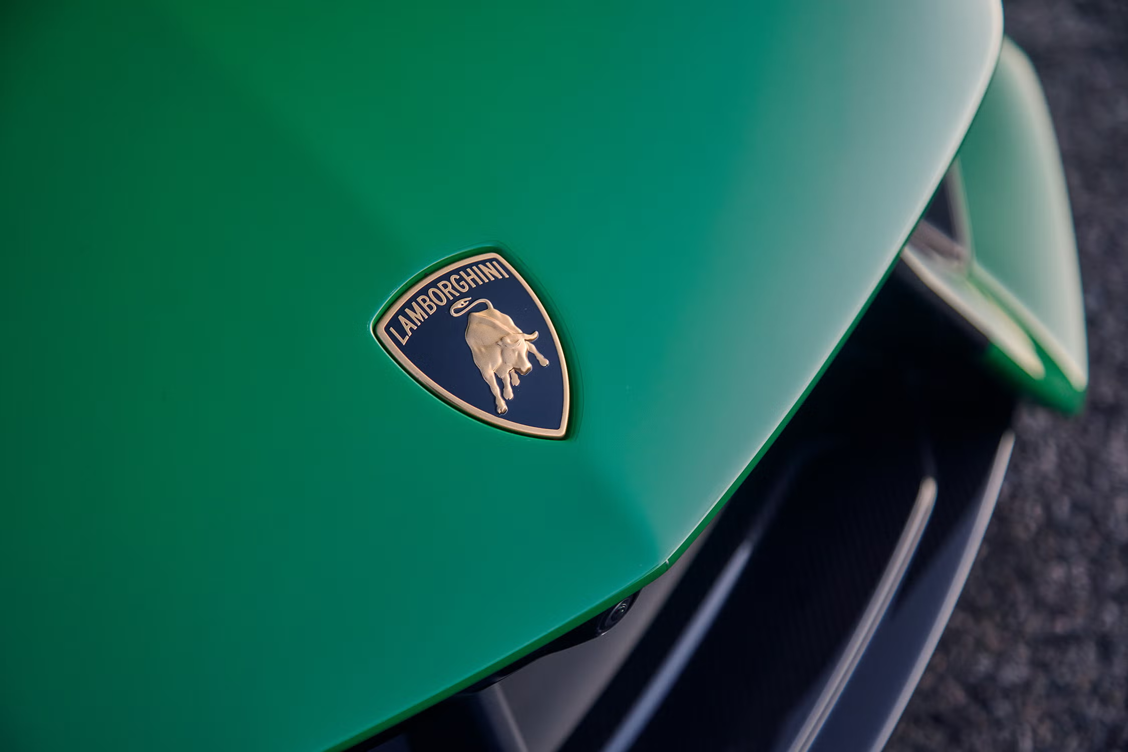 2024 Lamborghini Revuelto thumbnail 9