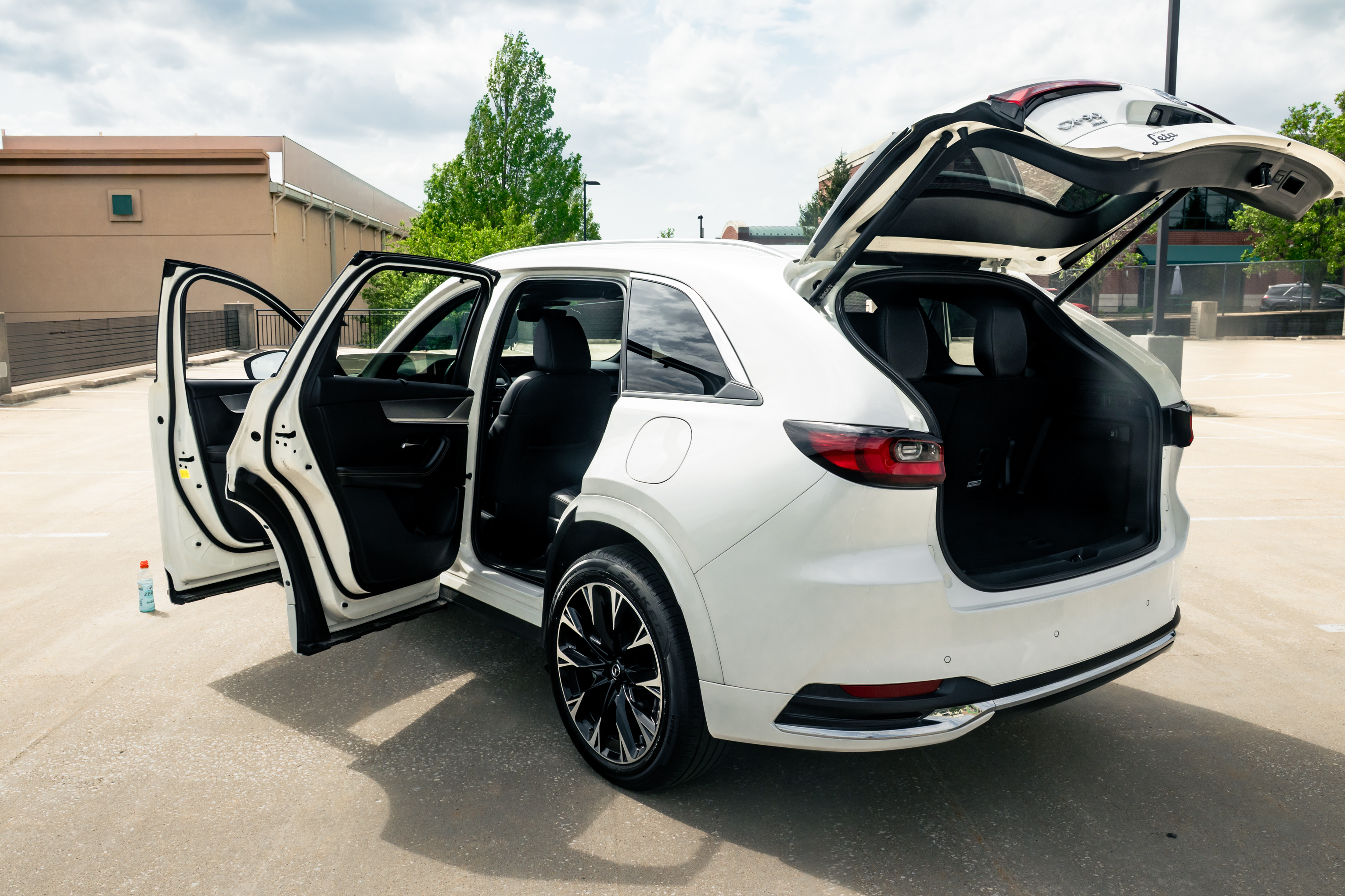 2023 Mazda  CX-90 - Photo 5