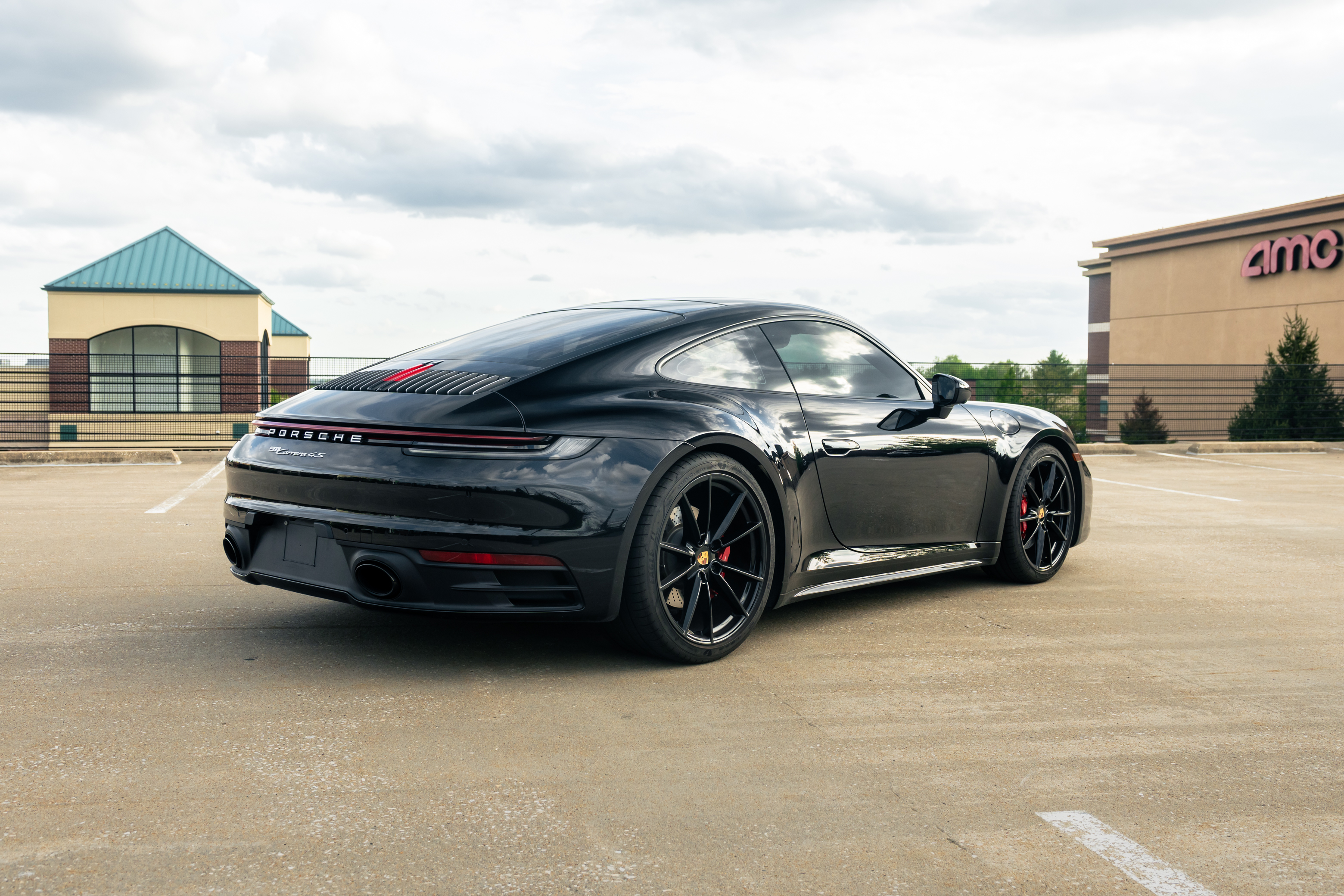 2024 Porsche 911 - Photo 31