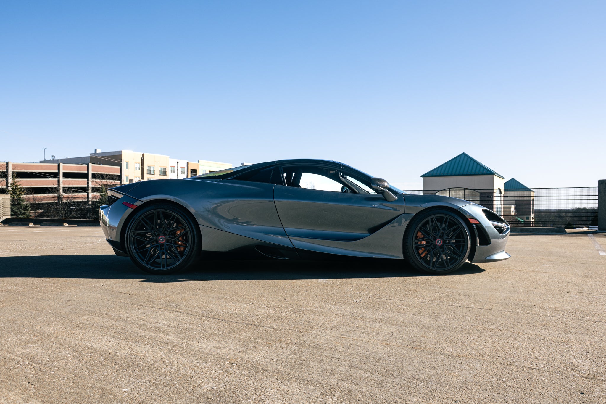 2020 McLaren 720S - Photo 11
