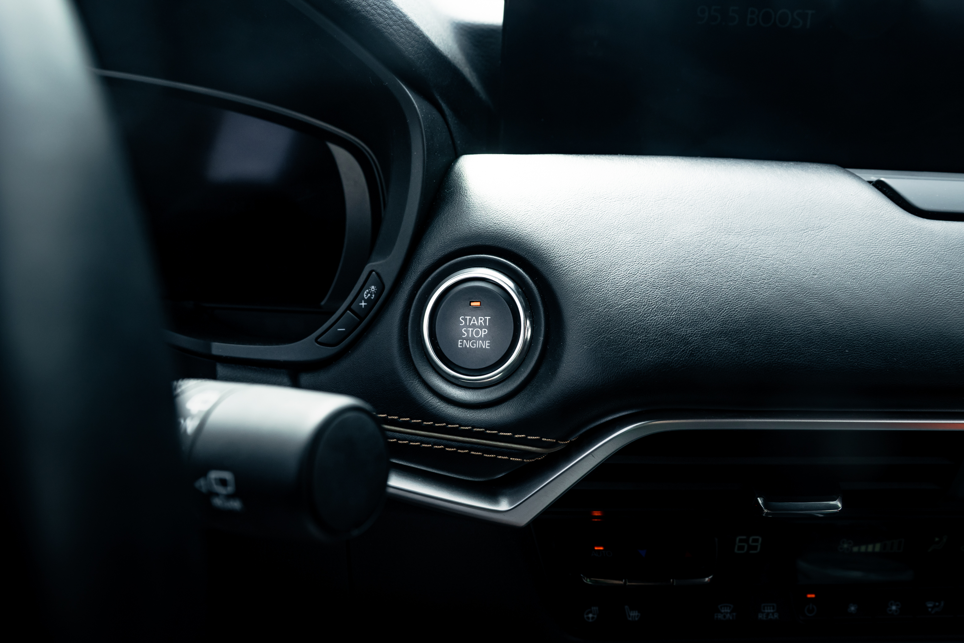 2023 Mazda  CX-90 - Photo 38