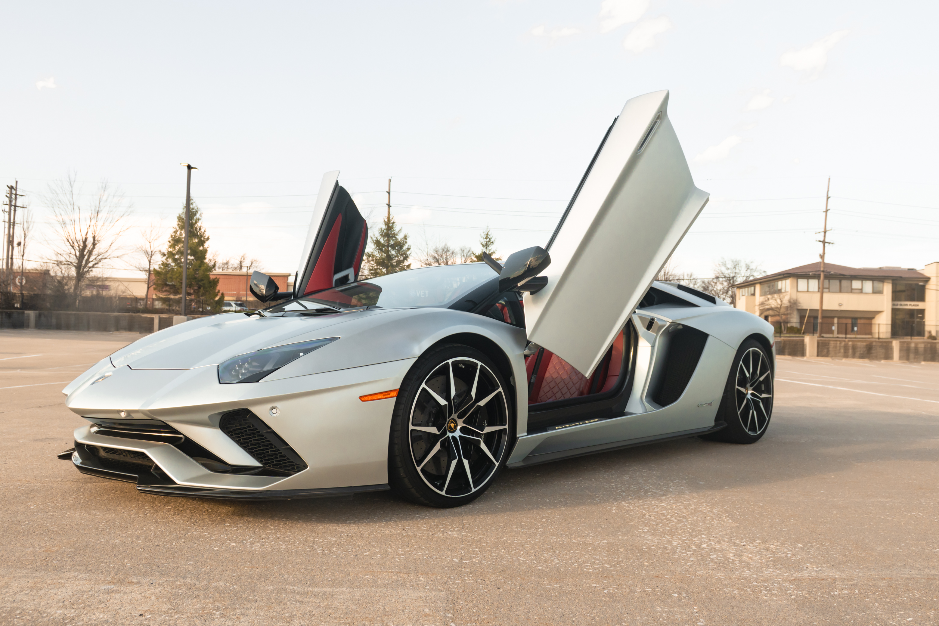 2018 Lamborghini Aventador - Photo 2
