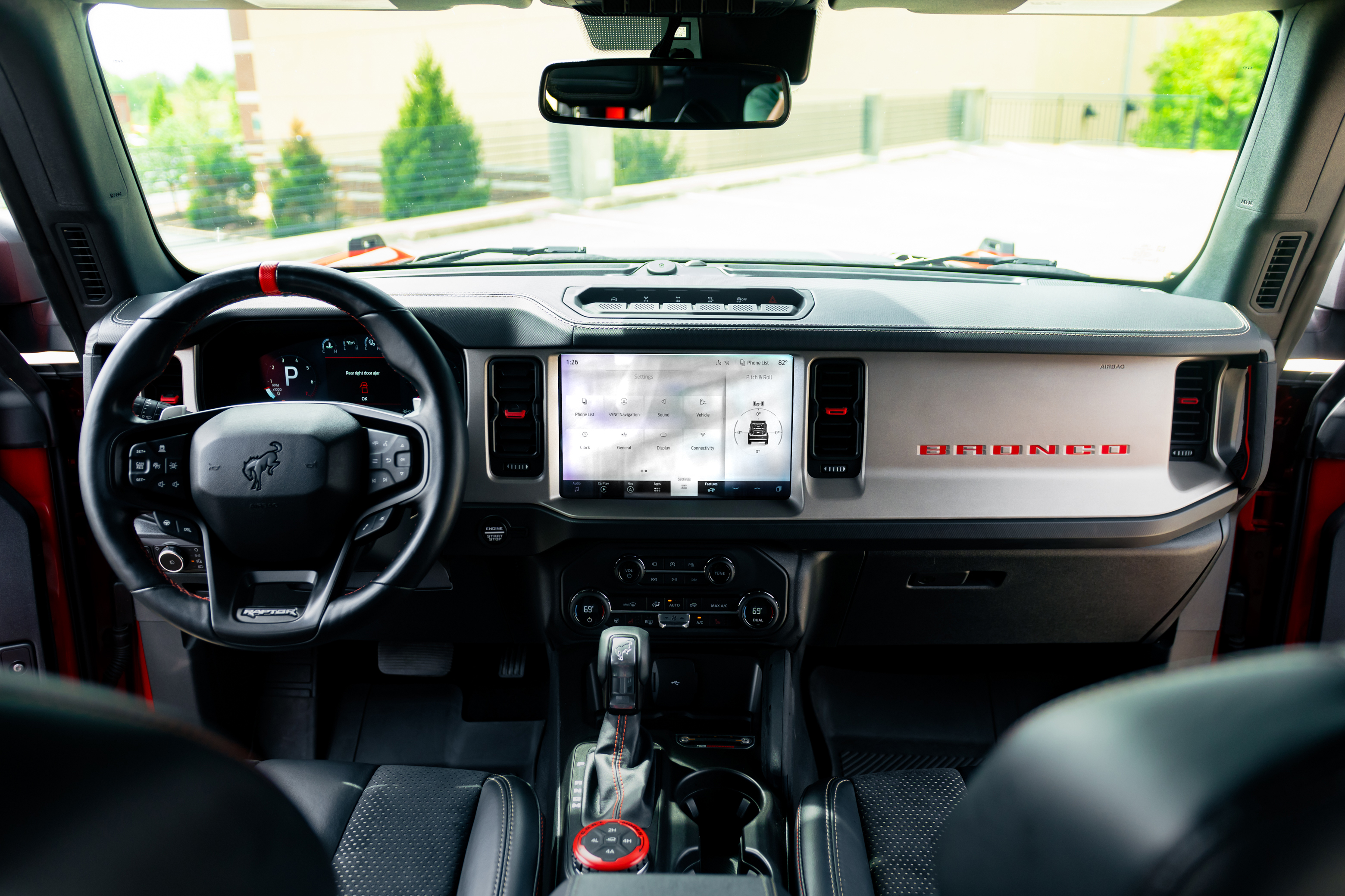2024 Ford Bronco - Photo 42