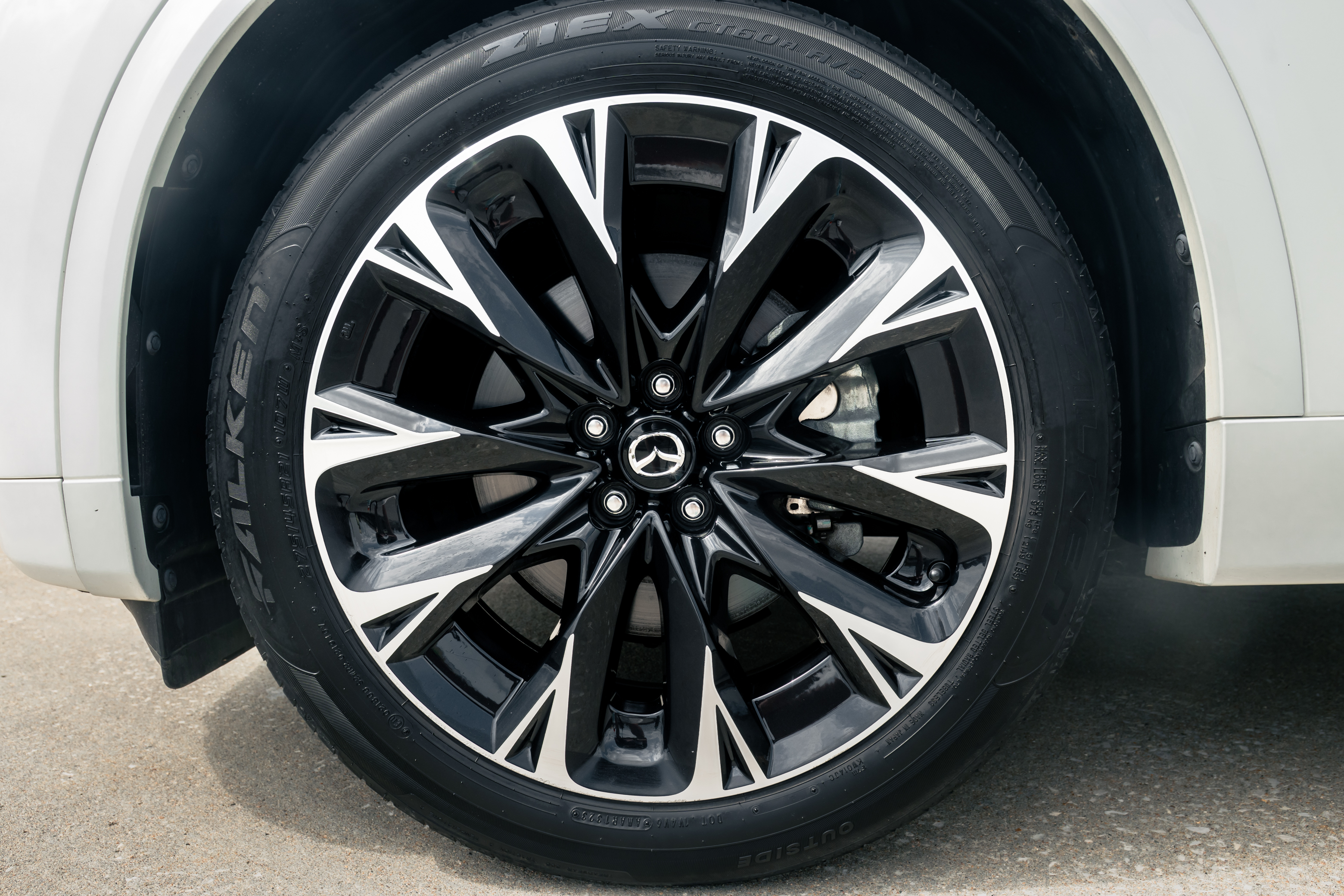 2023 Mazda  CX-90 - Photo 36