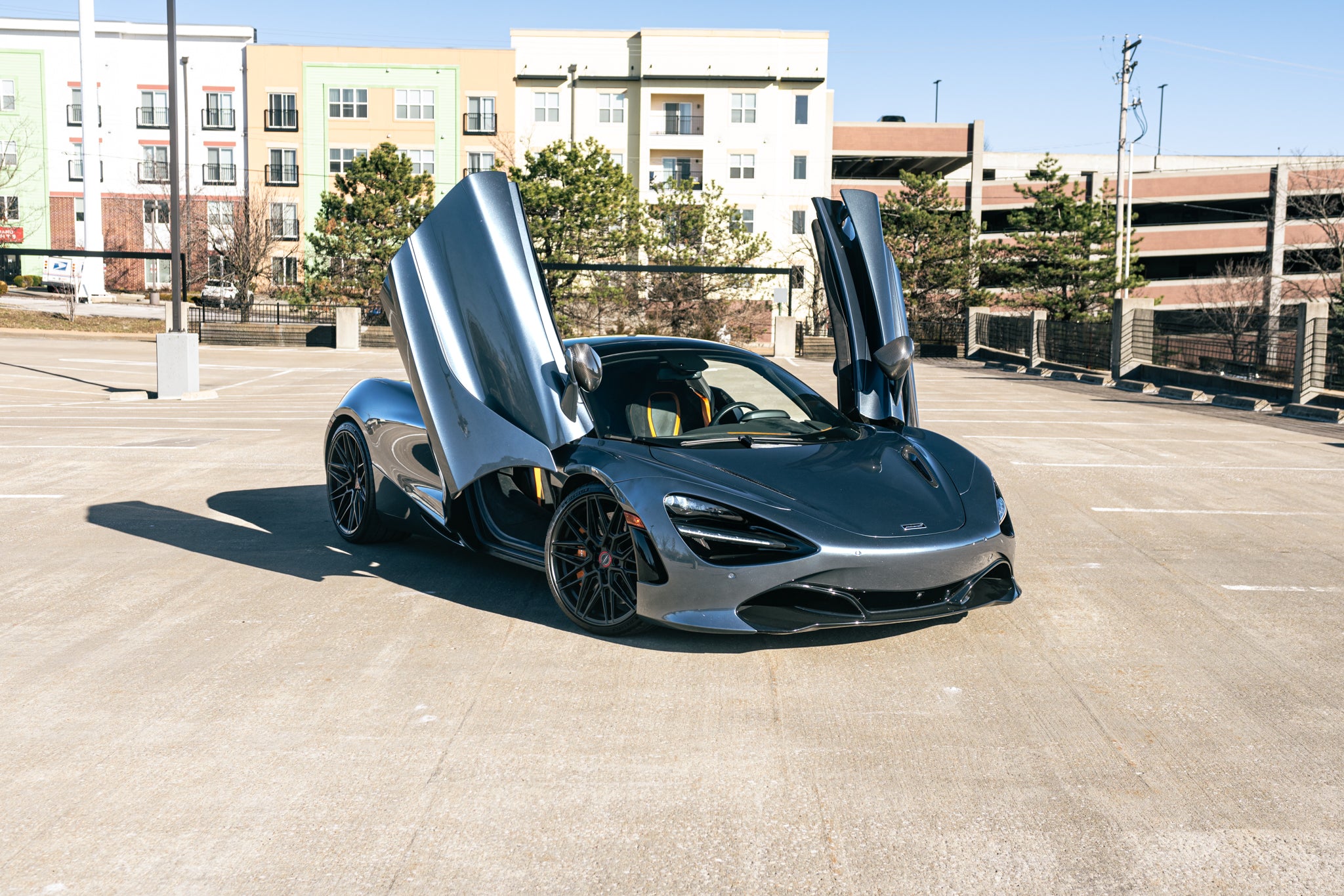 2020 McLaren 720S - Photo 19