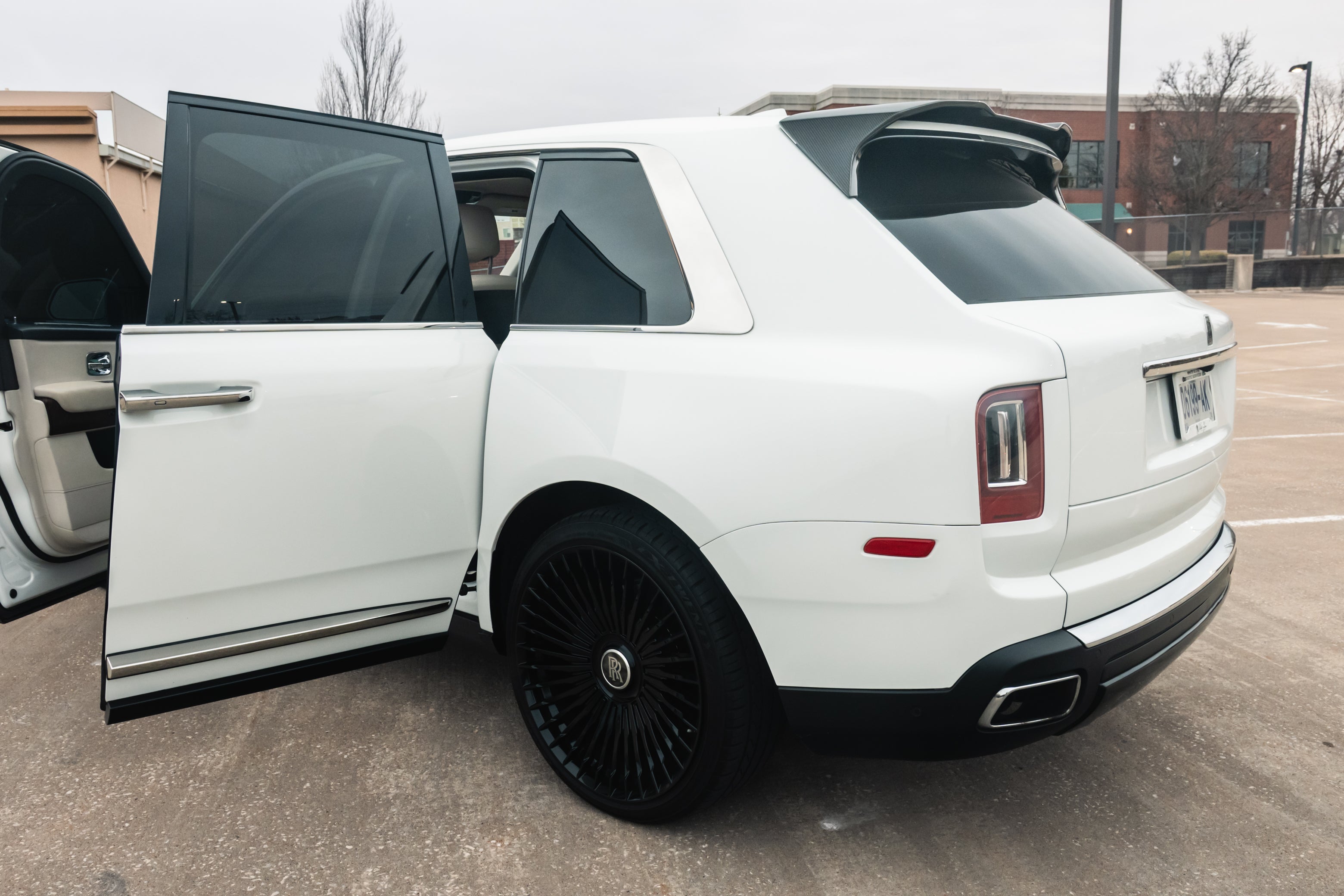 2021 Rolls-Royce Cullinan - Photo 24