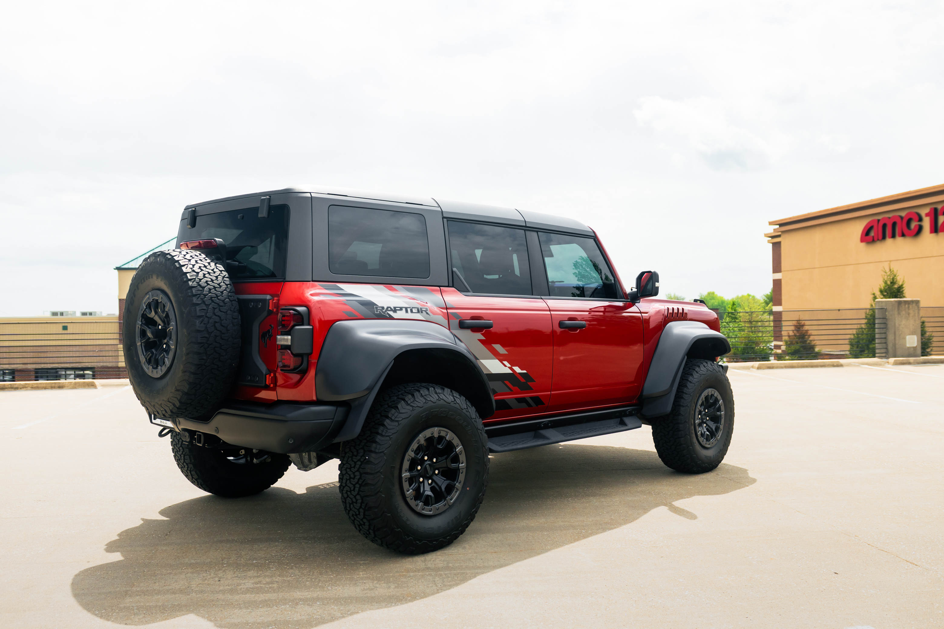 2024 Ford Bronco - Photo 13