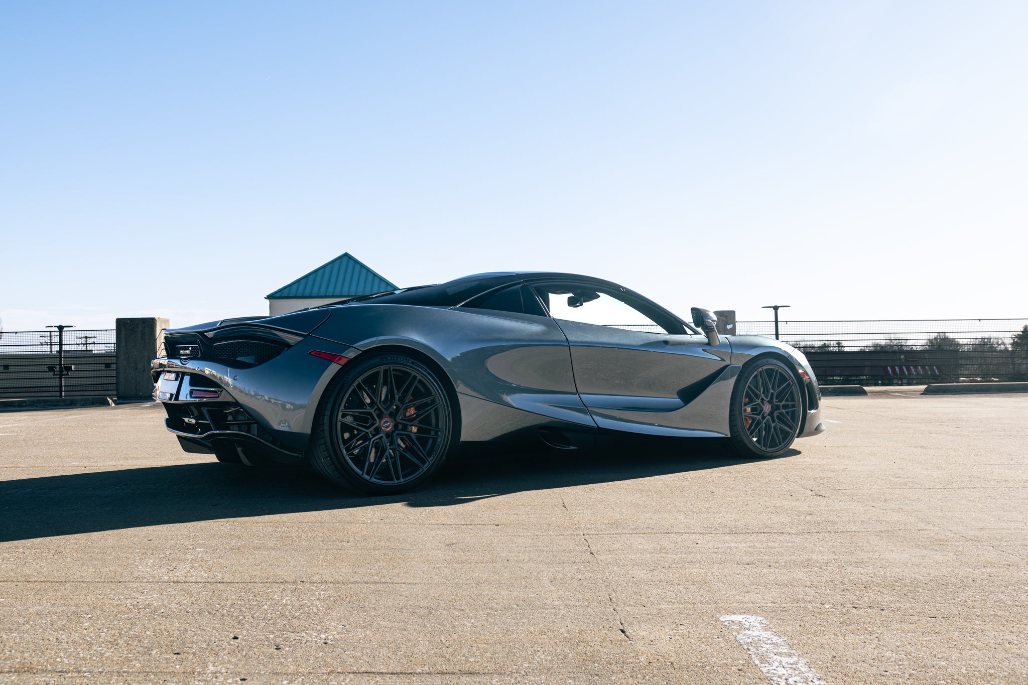 2020 McLaren 720S - Photo 9