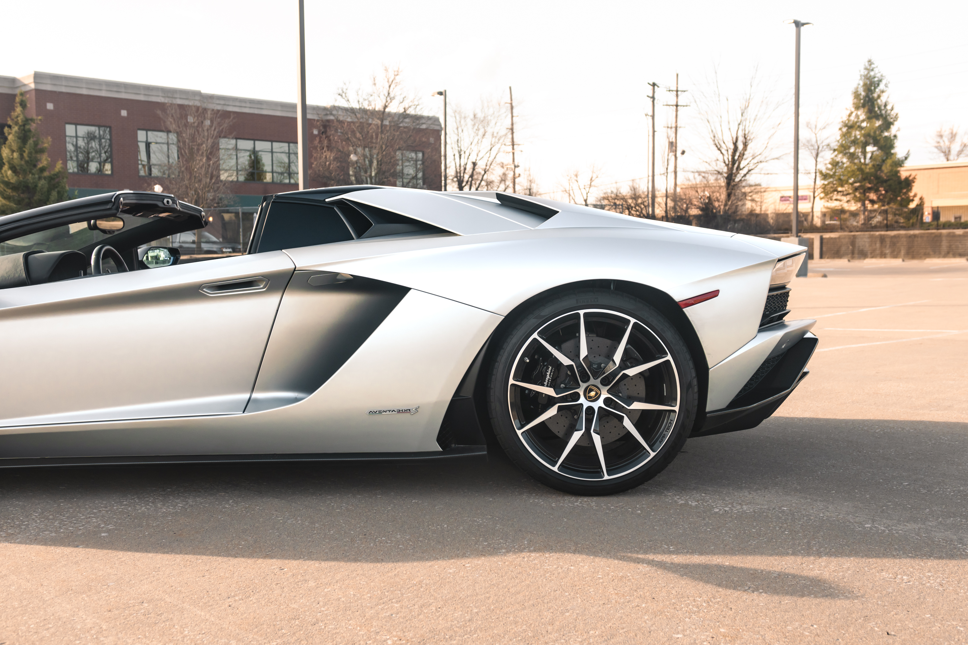2018 Lamborghini Aventador - Photo 7