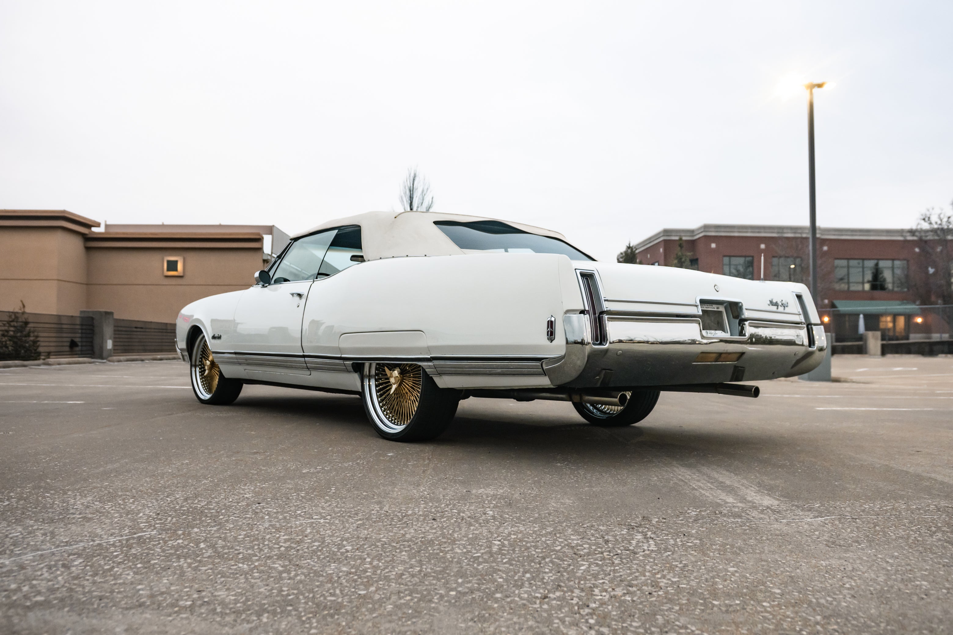 1968 Oldsmobile Ninety Eight - Photo 35